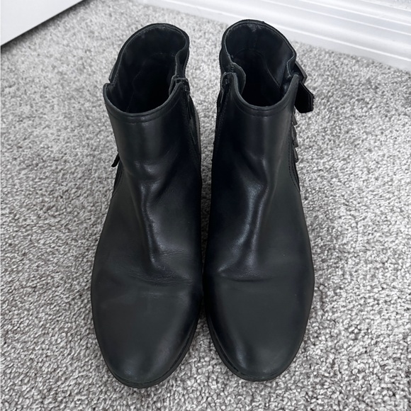 Arturo Chiang Leather Ankle Boots - Picture 2 of 6